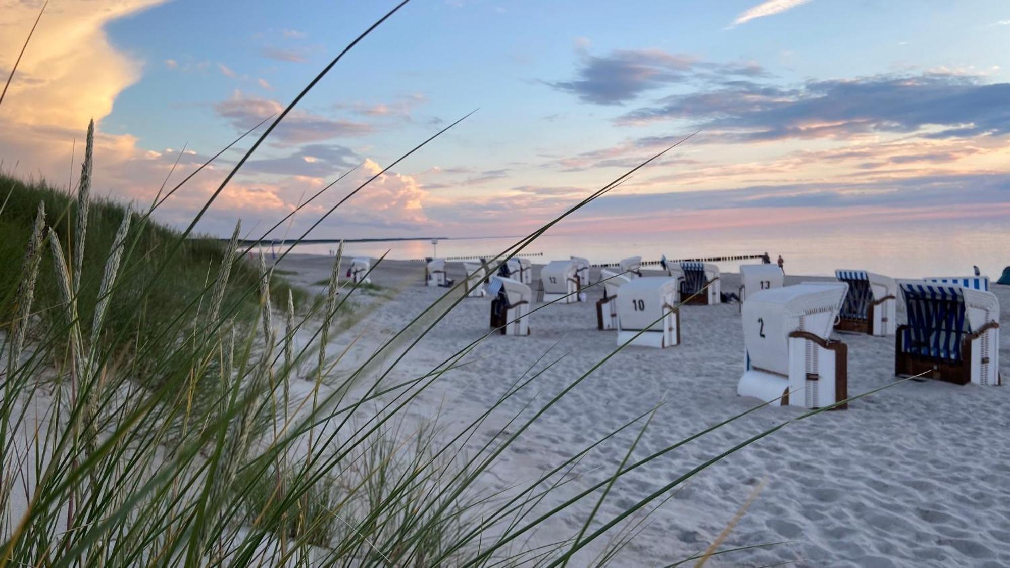 Ferienwohnung Strandkoje Дирхаген Екстериор снимка